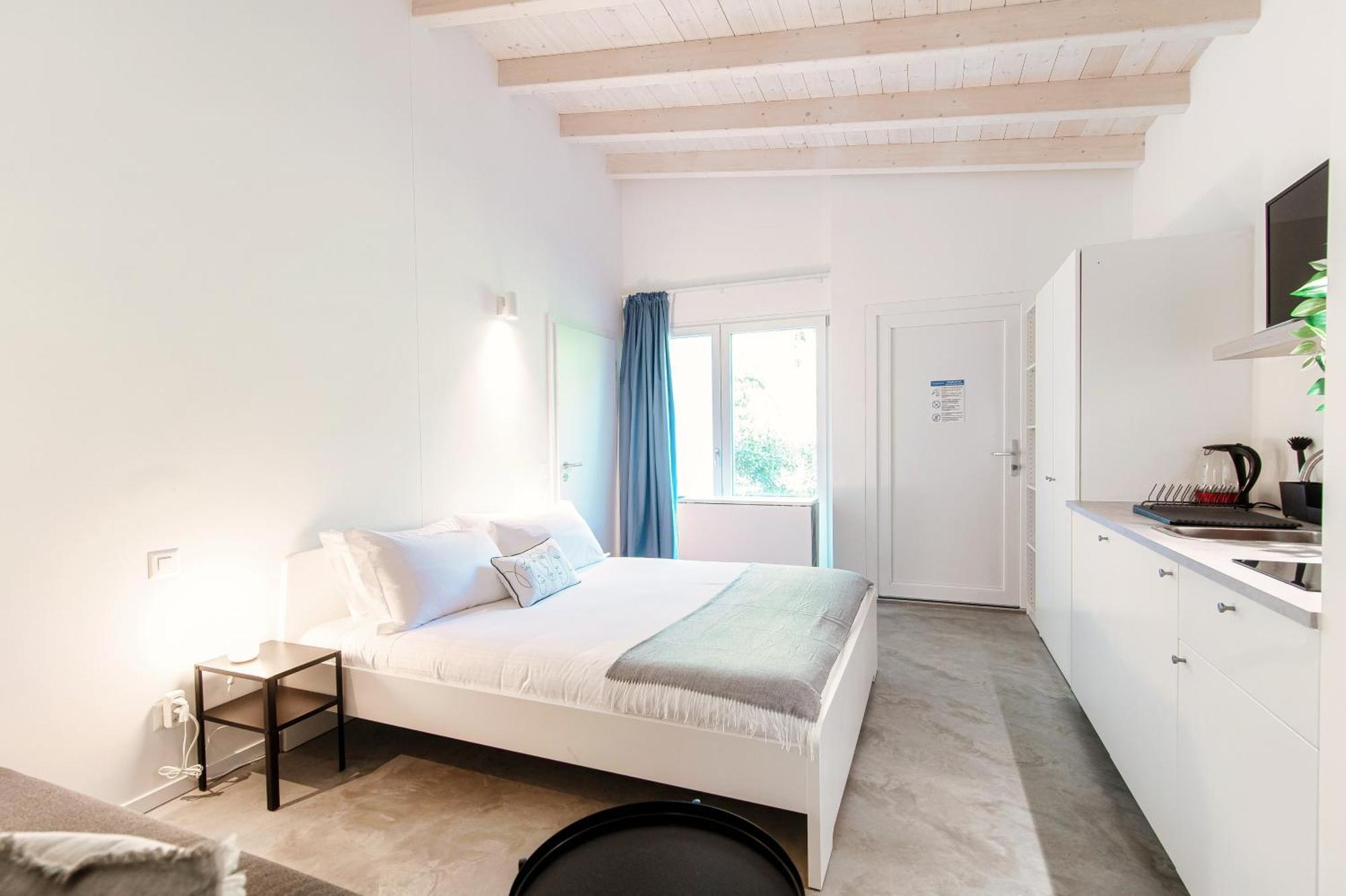 Le Betulle Studios By Quokka 360 - Studio Apartments By The Origlio Lake Екстериор снимка